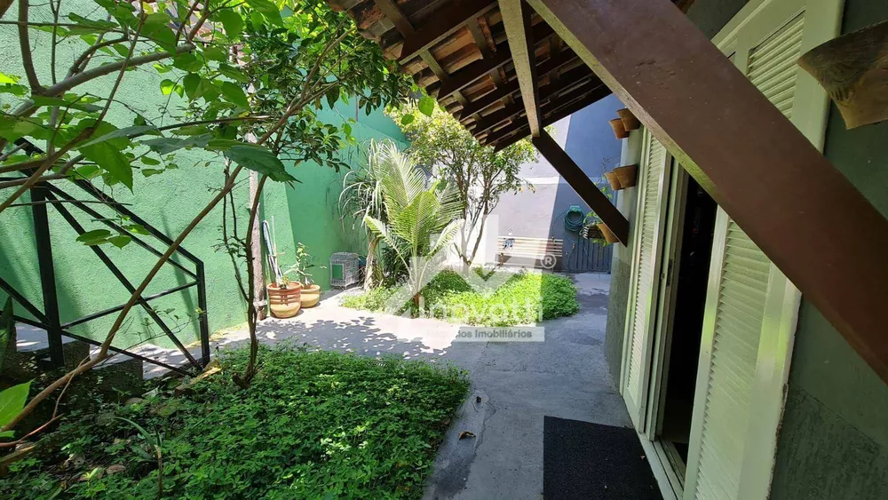 Casa, 4 quartos, 248 m² - Foto 3