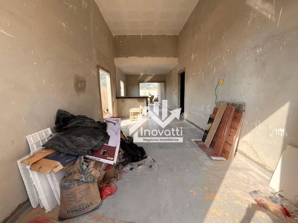 Casa de Condomínio à venda com 3 quartos, 105m² - Foto 1