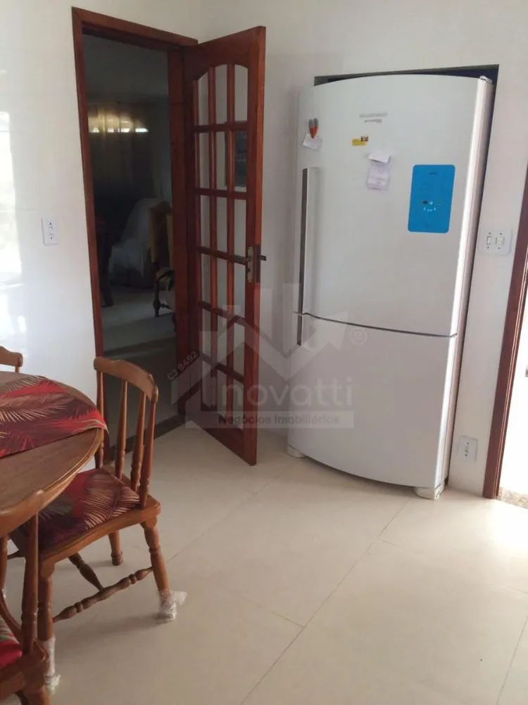 Casa, 4 quartos, 280 m² - Foto 12