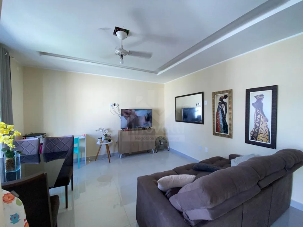 Casa, 3 quartos, 105 m² - Foto 1