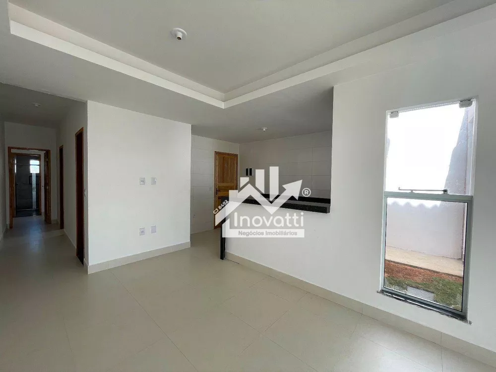 Casa à venda com 2 quartos, 90m² - Foto 4