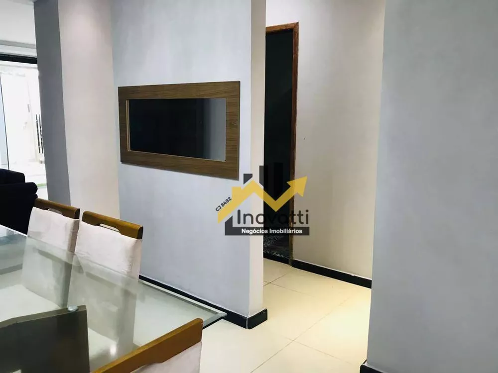 Casa, 5 quartos, 200 m² - Foto 9
