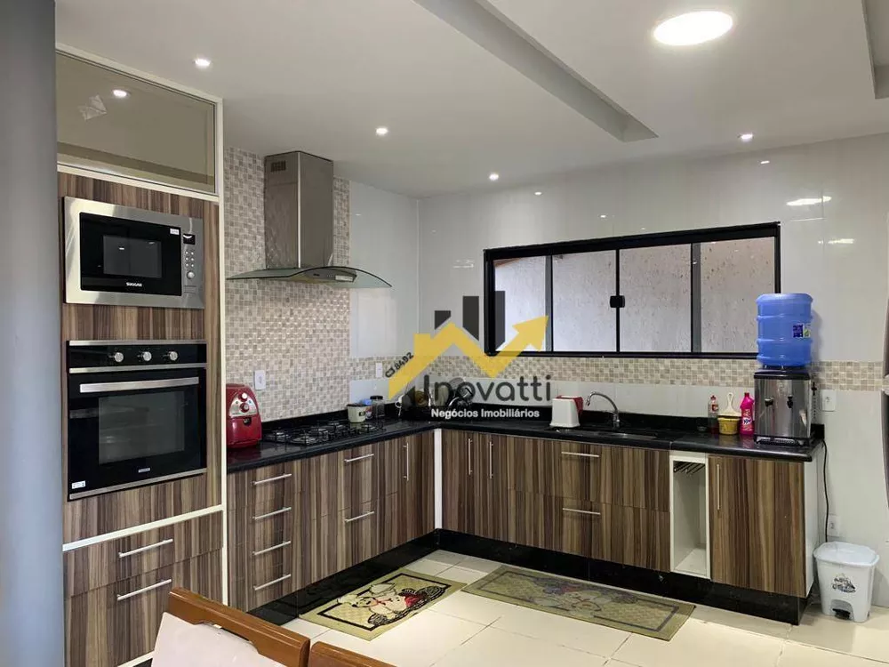 Casa, 5 quartos, 200 m² - Foto 34