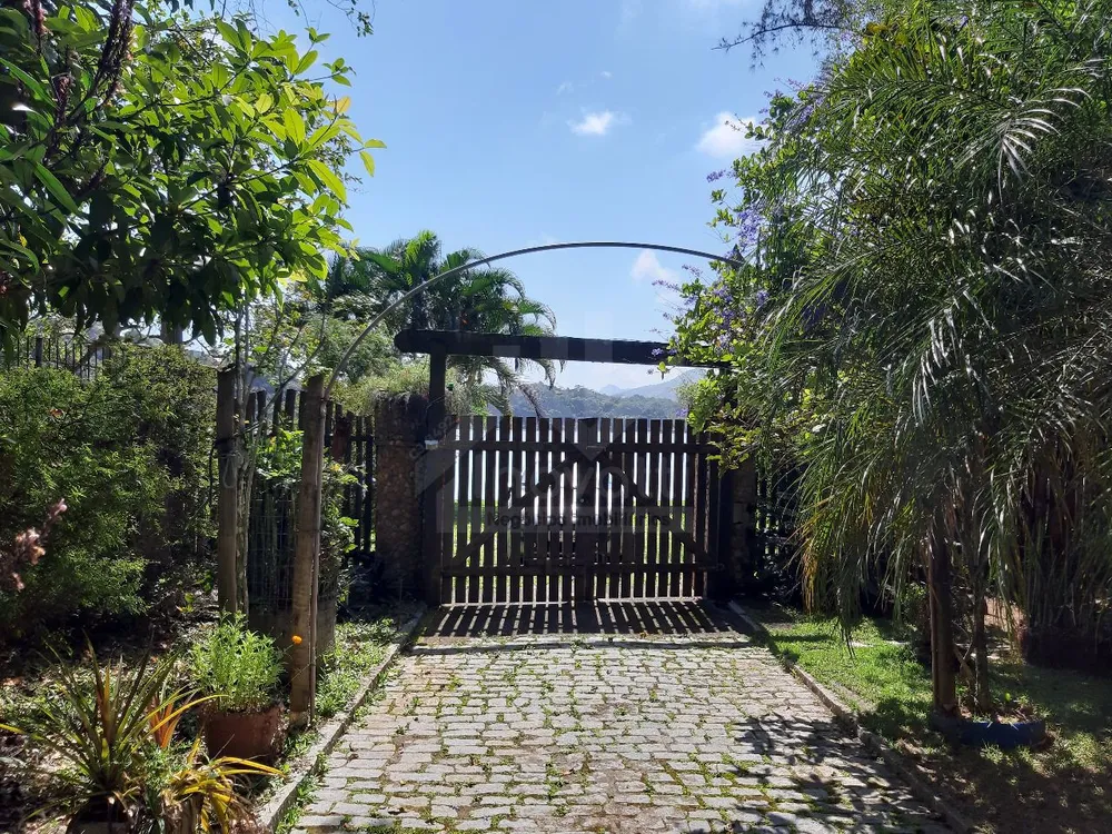 Casa, 4 quartos, 355 m² - Foto 2