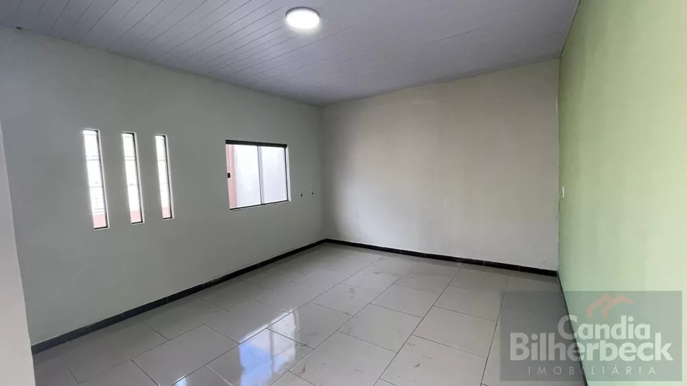 Casa à venda com 3 quartos, 180m² - Foto 4