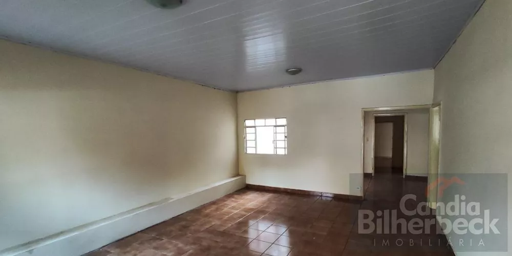 Casa à venda com 4 quartos, 250m² - Foto 7