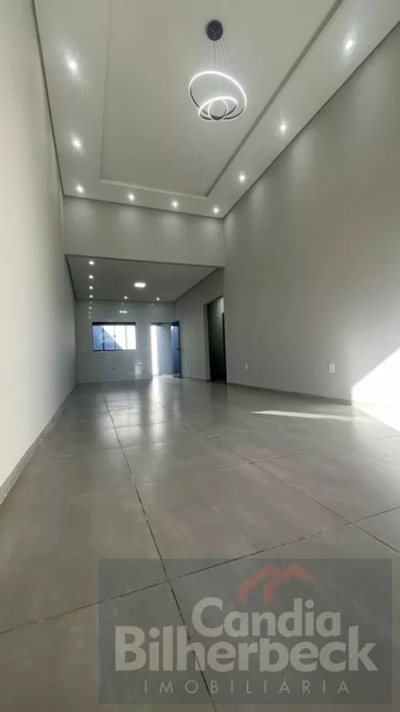 Casa à venda com 3 quartos, 250m² - Foto 3