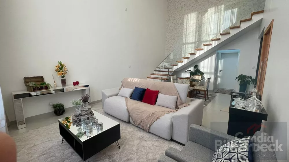 Casa à venda com 3 quartos, 500m² - Foto 6