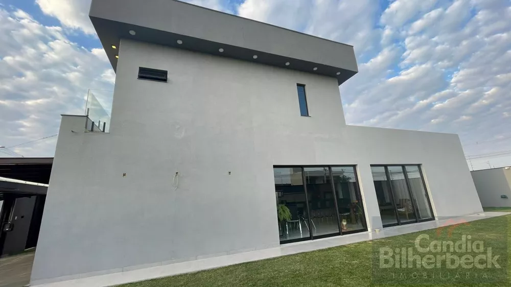 Casa à venda com 3 quartos, 500m² - Foto 4