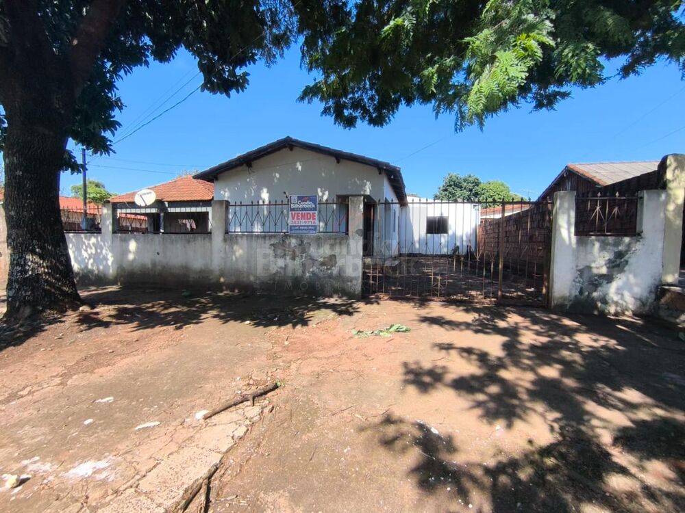 Casa à venda com 4 quartos, 480m² - Foto 1