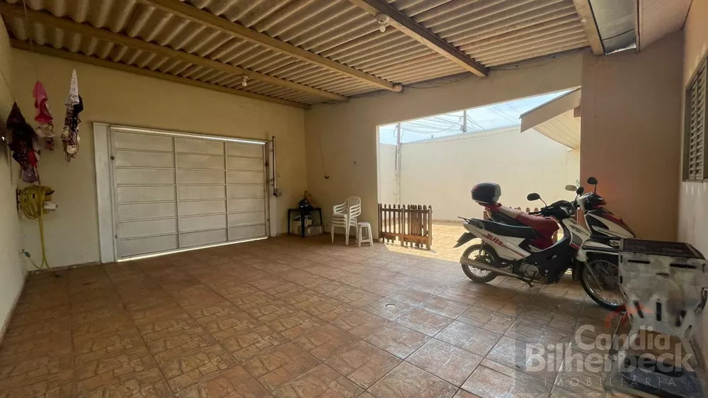 Casa à venda com 3 quartos, 270m² - Foto 4