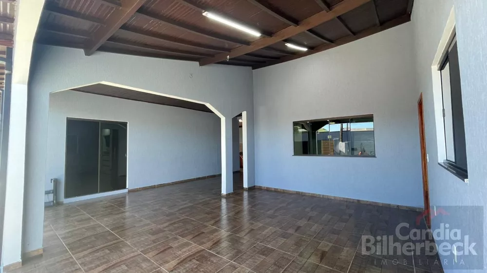 Casa à venda com 3 quartos, 300m² - Foto 3