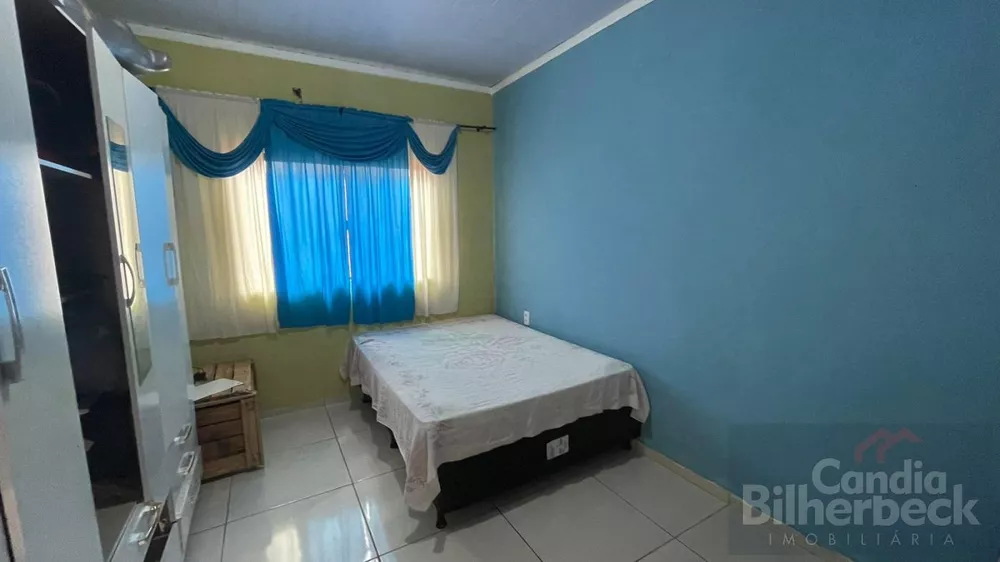 Casa à venda com 3 quartos, 250m² - Foto 7