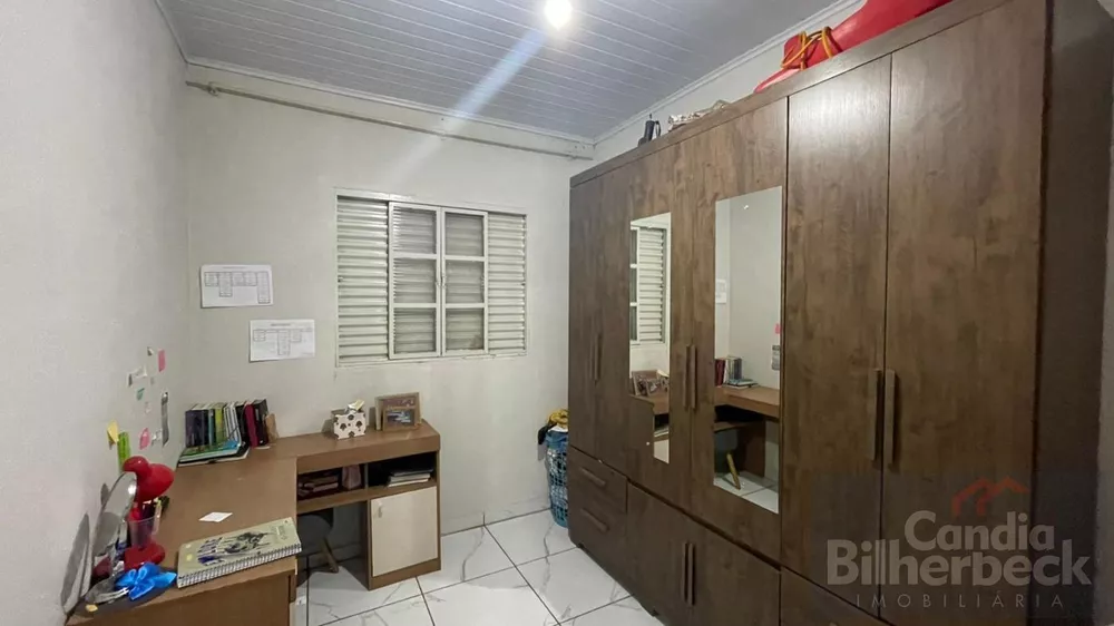 Casa à venda com 4 quartos, 400m² - Foto 4