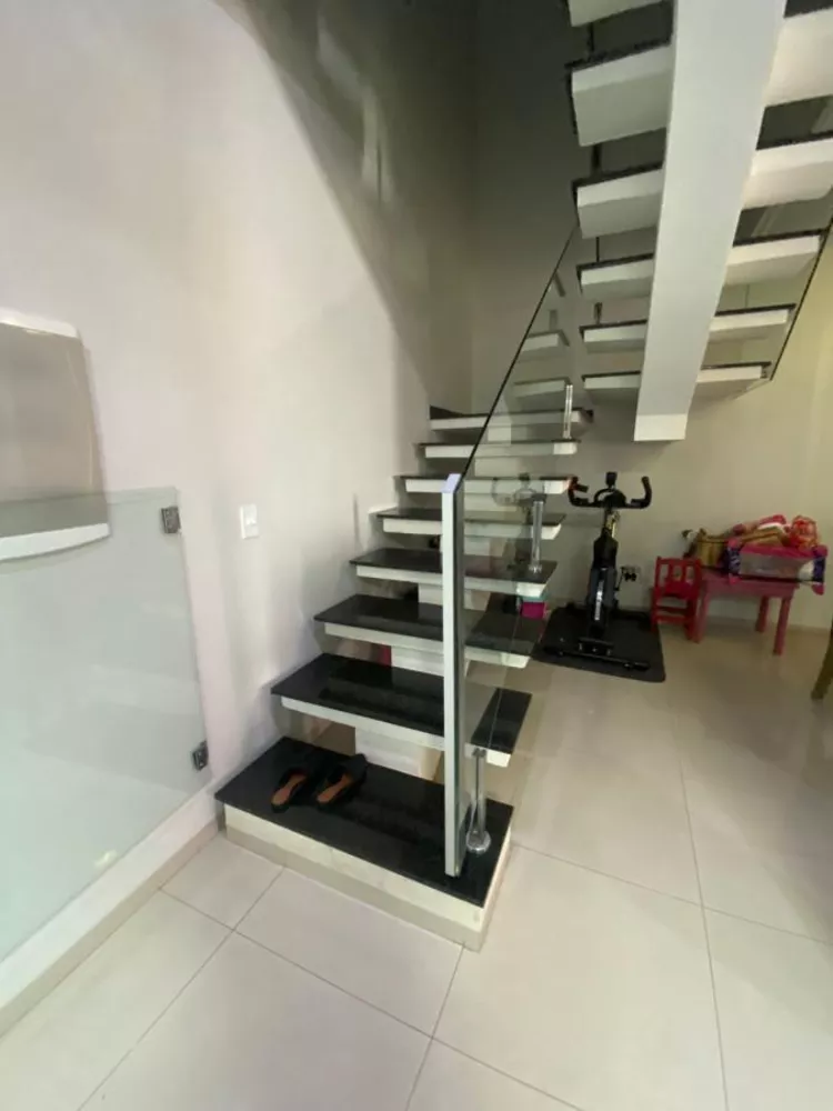 Sobrado, 3 quartos, 260 m² - Foto 1