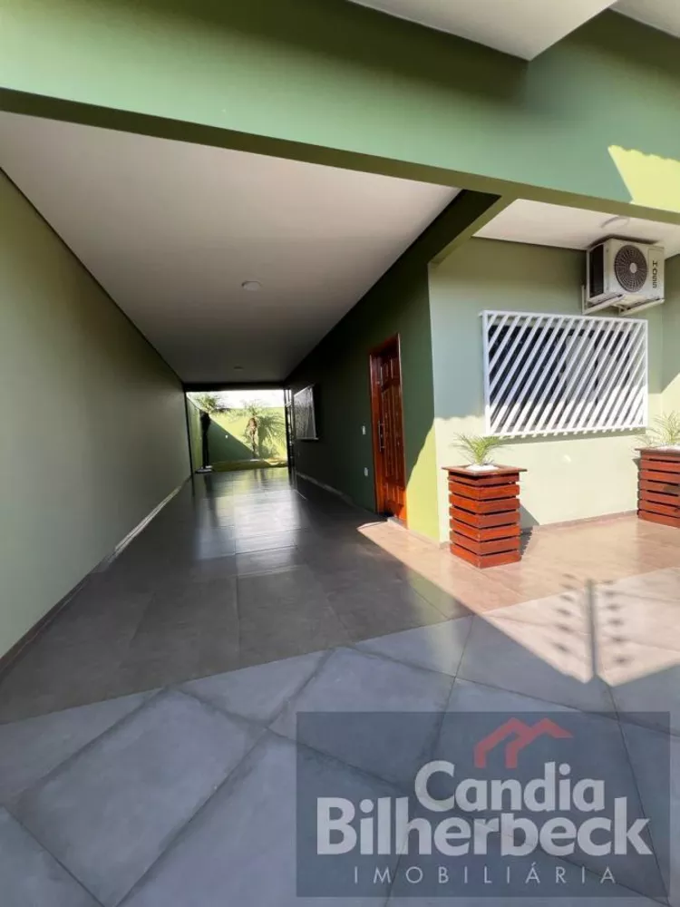 Casa à venda com 3 quartos, 200m² - Foto 3