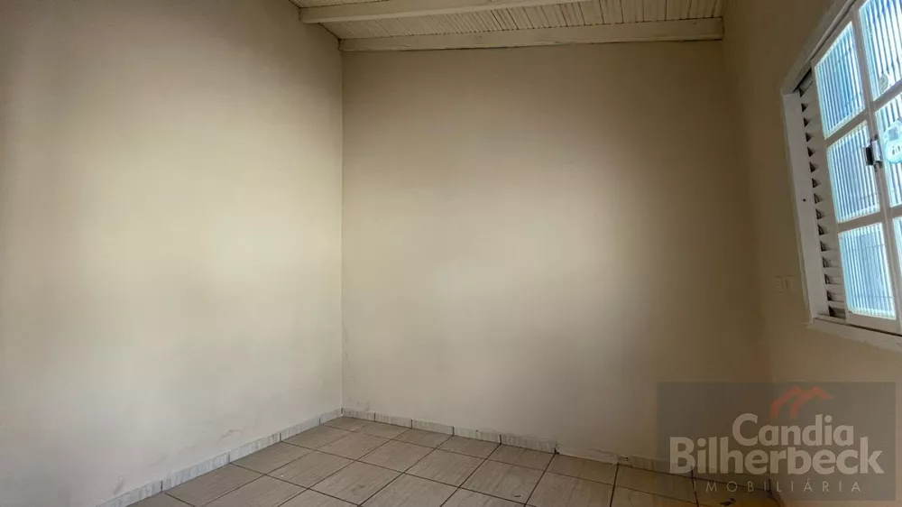 Casa à venda com 3 quartos, 300m² - Foto 6