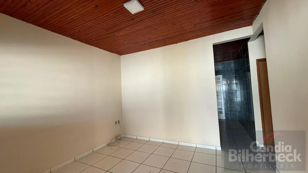 Casa à venda com 3 quartos, 300m² - Foto 8