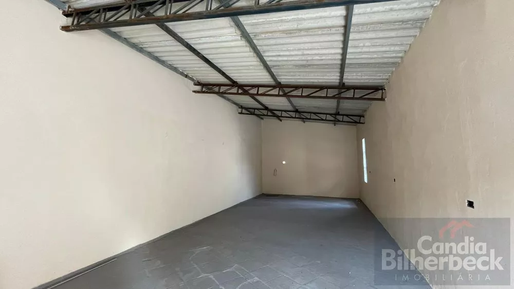 Casa à venda com 3 quartos, 300m² - Foto 7