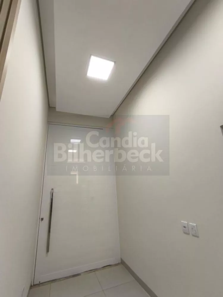Casa, 4 quartos, 235 m² - Foto 1