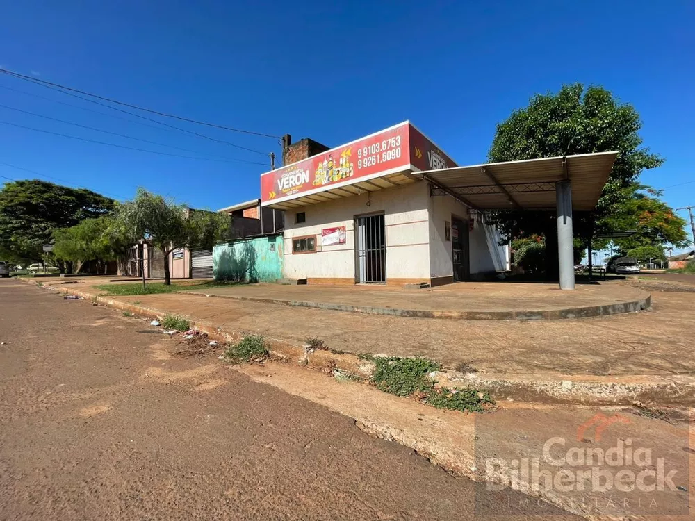 Casa à venda com 2 quartos, 360m² - Foto 2