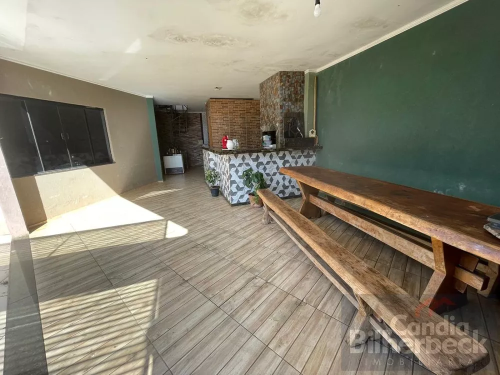 Casa à venda com 2 quartos, 360m² - Foto 3