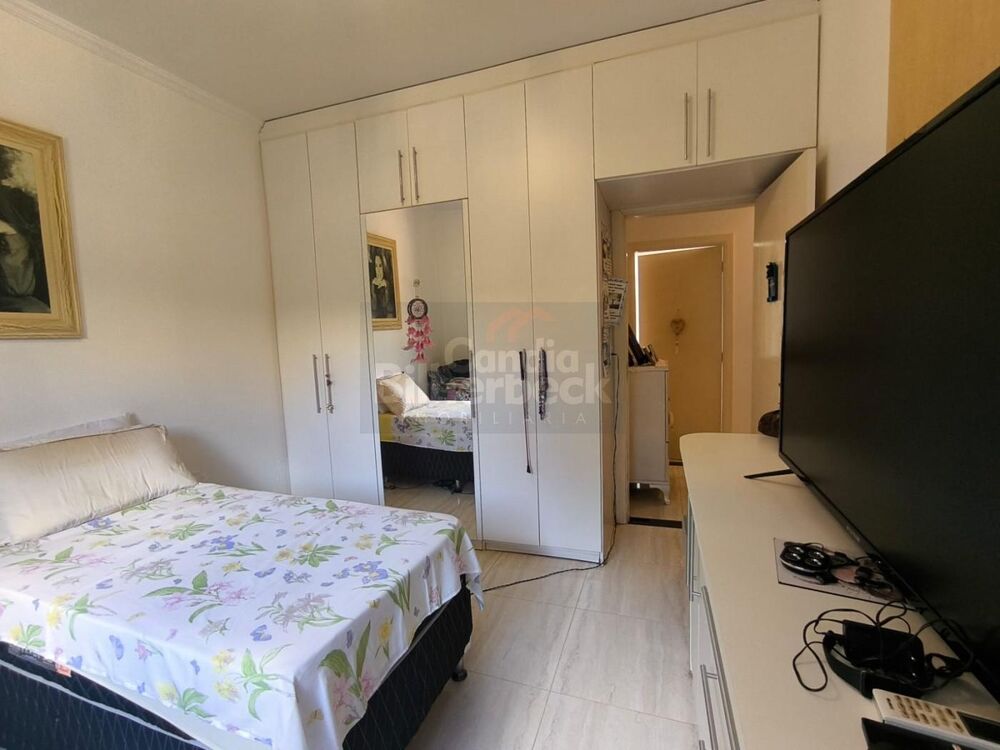Casa à venda com 4 quartos, 362m² - Foto 5