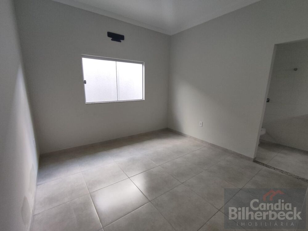 Casa à venda com 2 quartos, 250m² - Foto 9