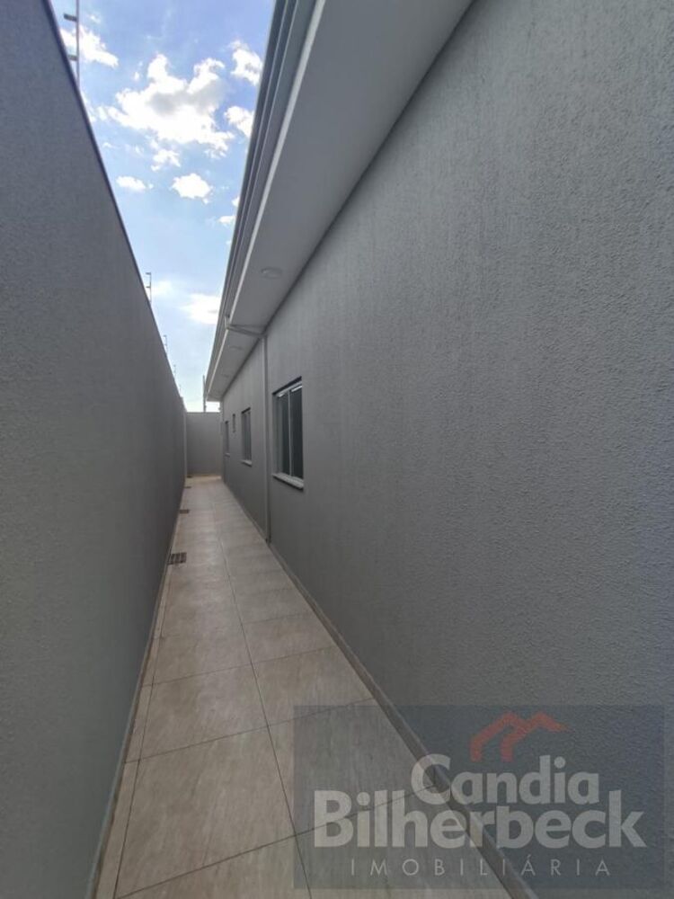 Casa à venda com 2 quartos, 250m² - Foto 11
