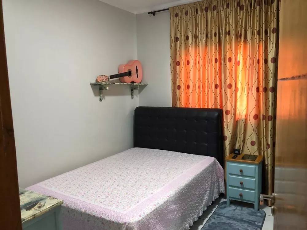 Casa, 3 quartos, 260 m² - Foto 1