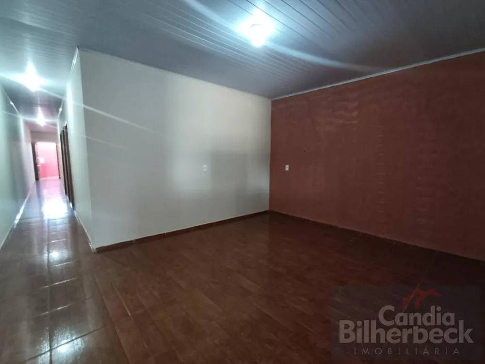 Casa à venda com 2 quartos, 250m² - Foto 4