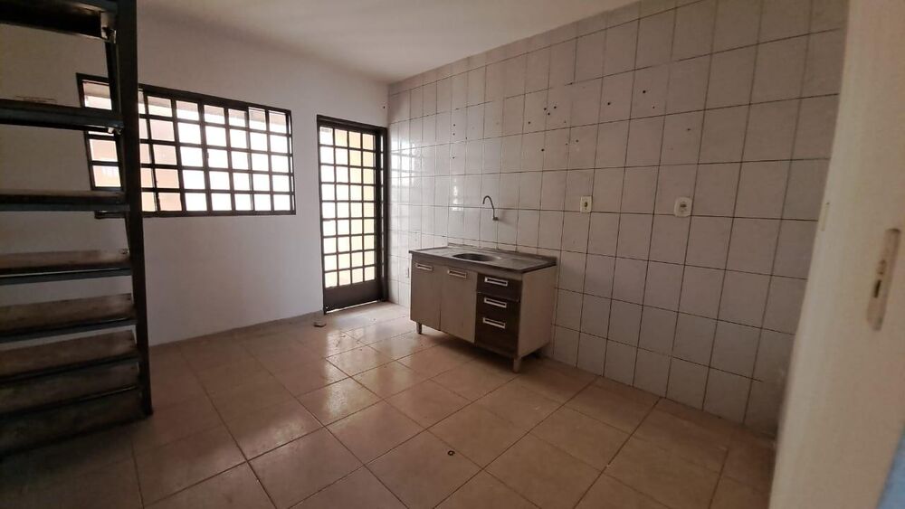 Casa para alugar com 3 quartos - Foto 4
