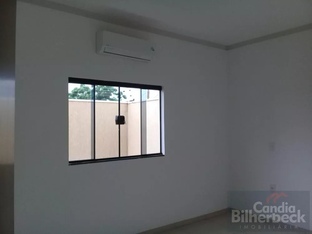 Casa à venda com 2 quartos, 180m² - Foto 6