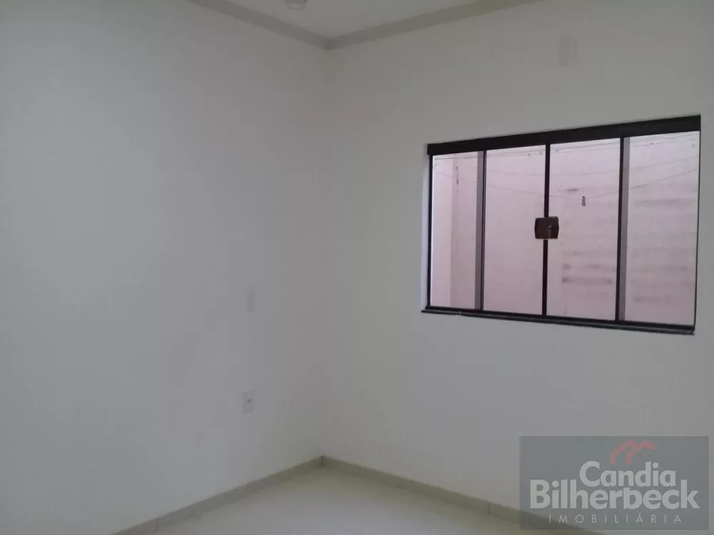 Casa à venda com 2 quartos, 180m² - Foto 7