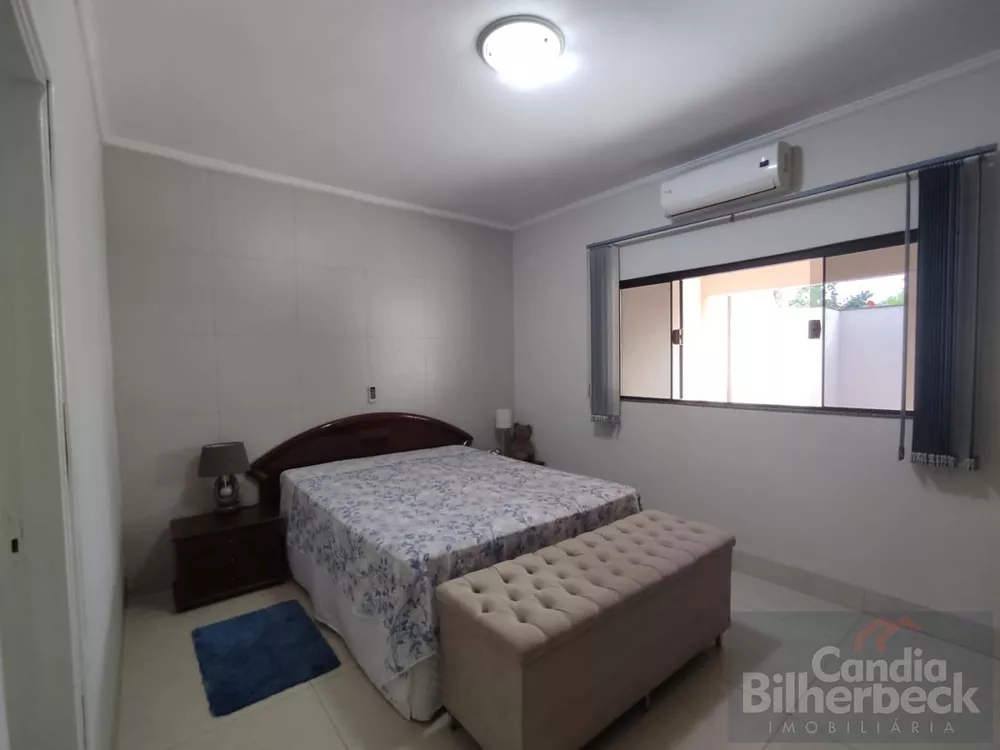 Casa à venda com 2 quartos, 360m² - Foto 7