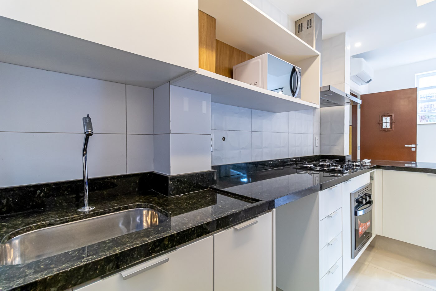 Apartamento à venda com 2 quartos, 75m² - Foto 5