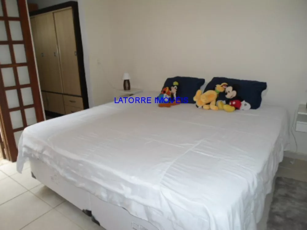 Casa, 3 quartos, 250 m² - Foto 8