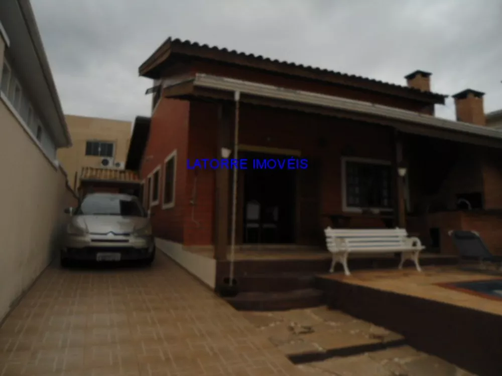 Casa, 3 quartos, 250 m² - Foto 23