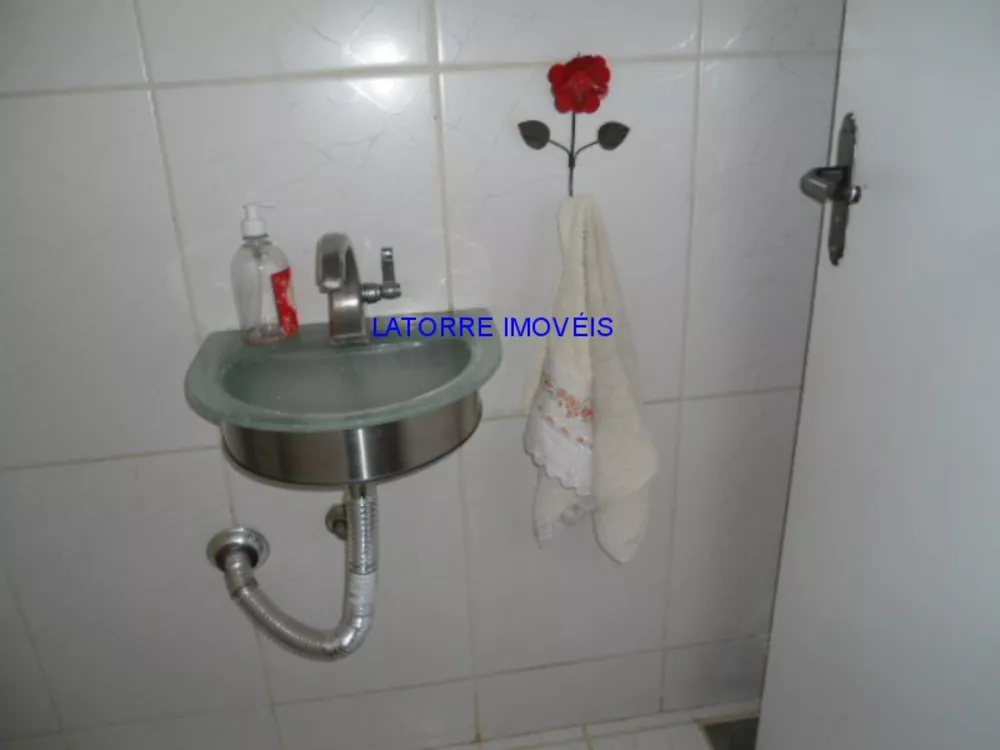 Casa, 3 quartos, 250 m² - Foto 18