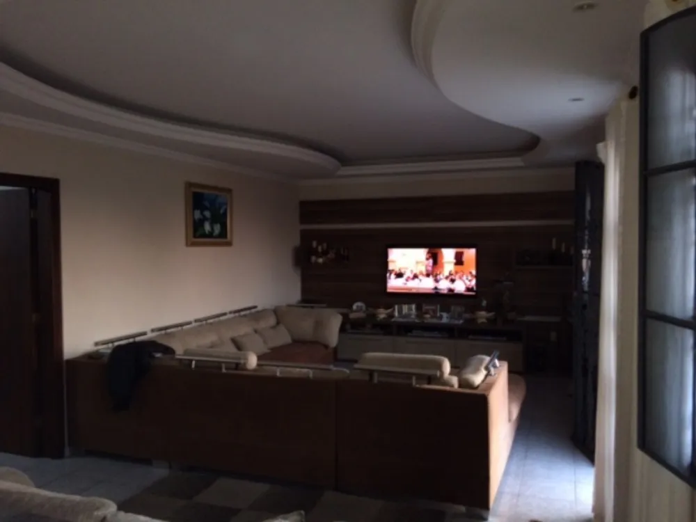 Casa, 4 quartos, 360 m² - Foto 2