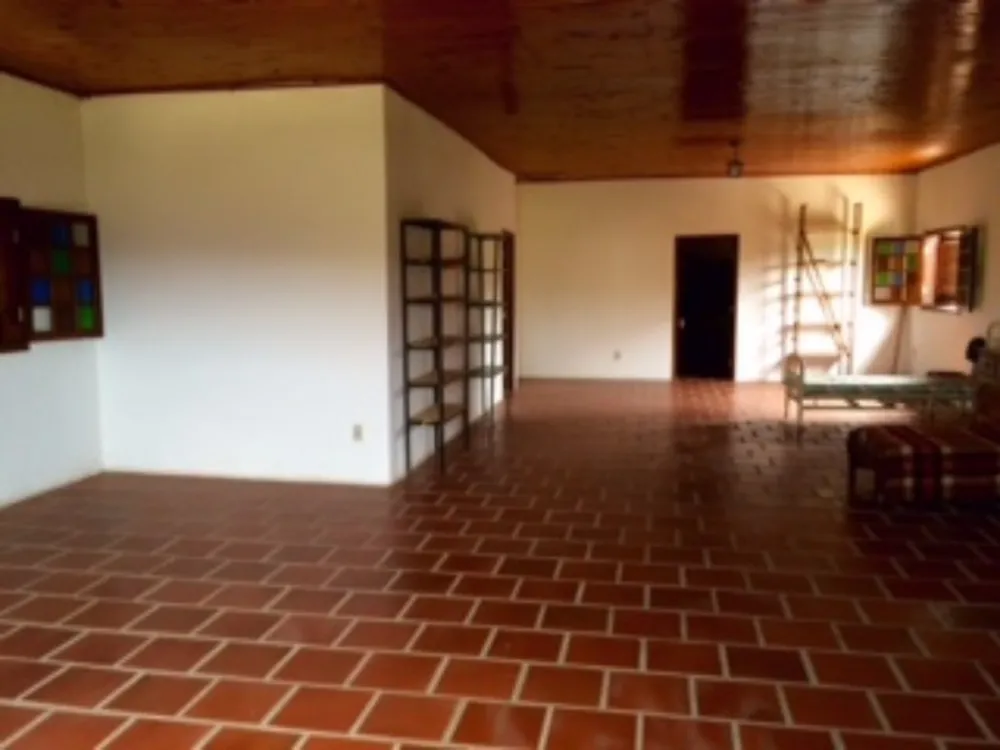 Sítio, 8 quartos, 224000 m² - Foto 20