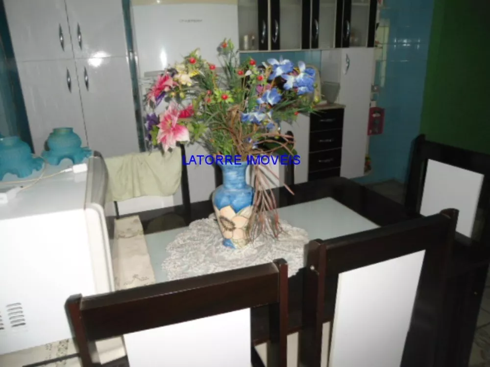 Casa, 2 quartos, 200 m² - Foto 10