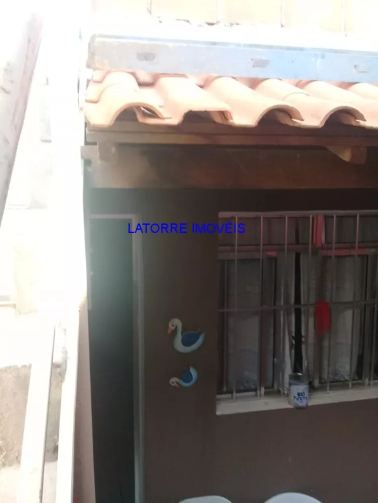 Casa à venda com 3 quartos, 175m² - Foto 2