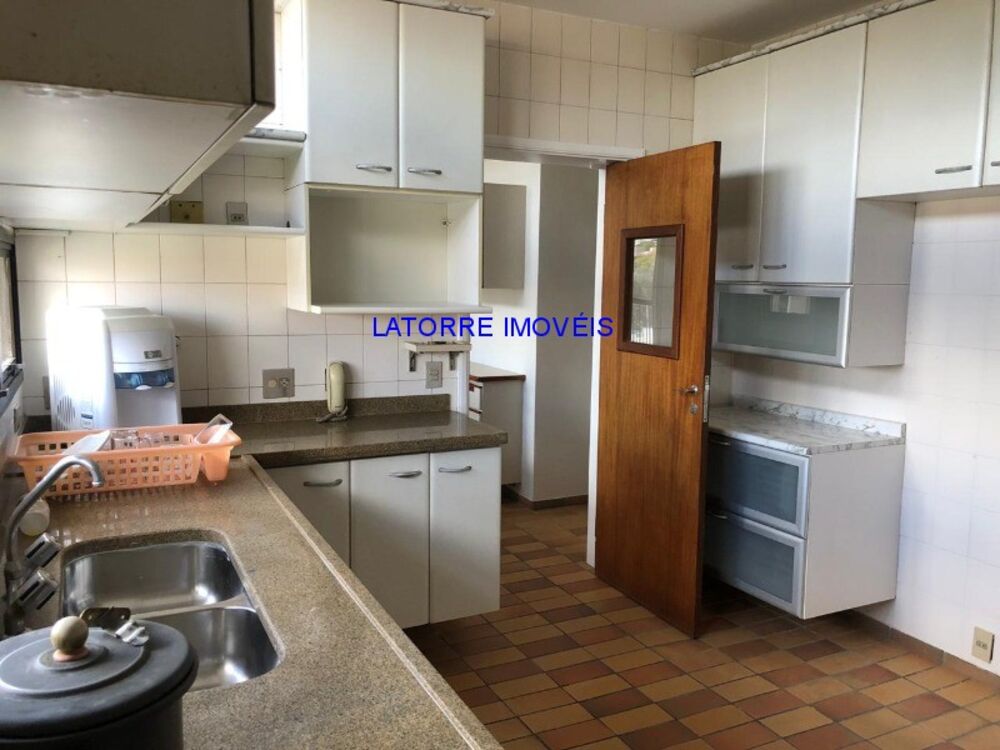 Apartamento à venda com 4 quartos, 270m² - Foto 5