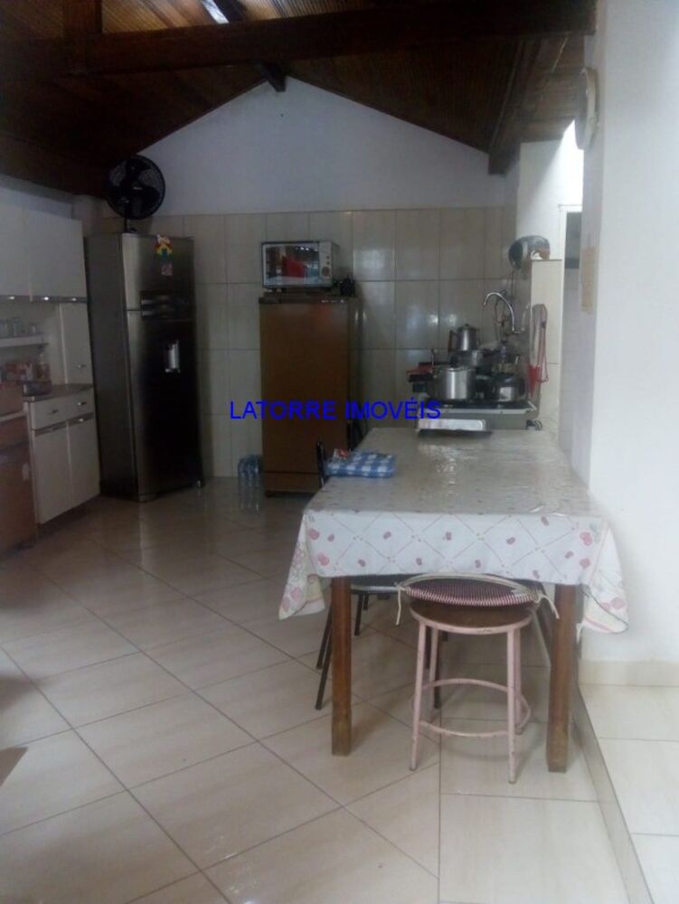 Casa, 2 quartos, 196 m² - Foto 9