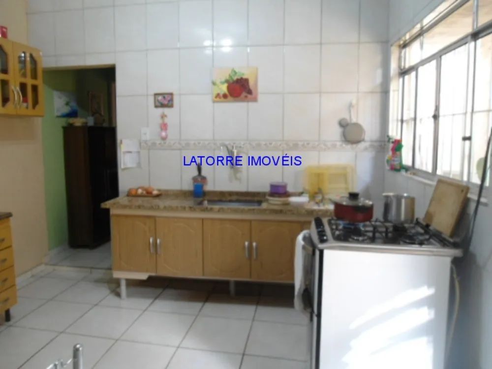 Casa, 2 quartos, 220 m² - Foto 12