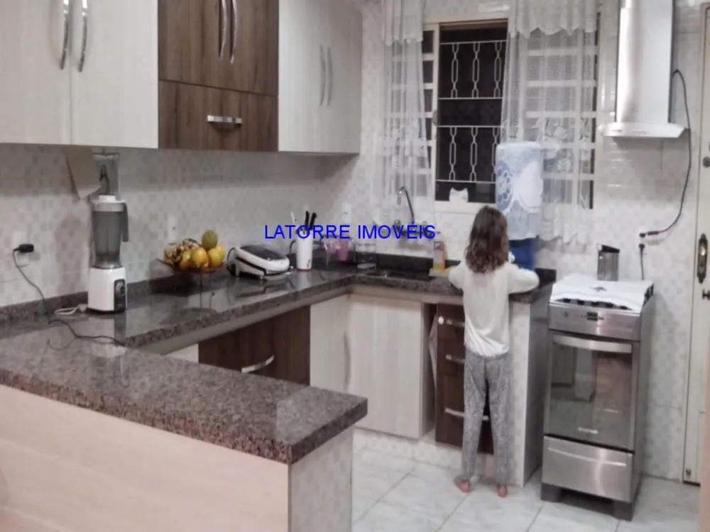 Casa, 2 quartos, 240 m² - Foto 10