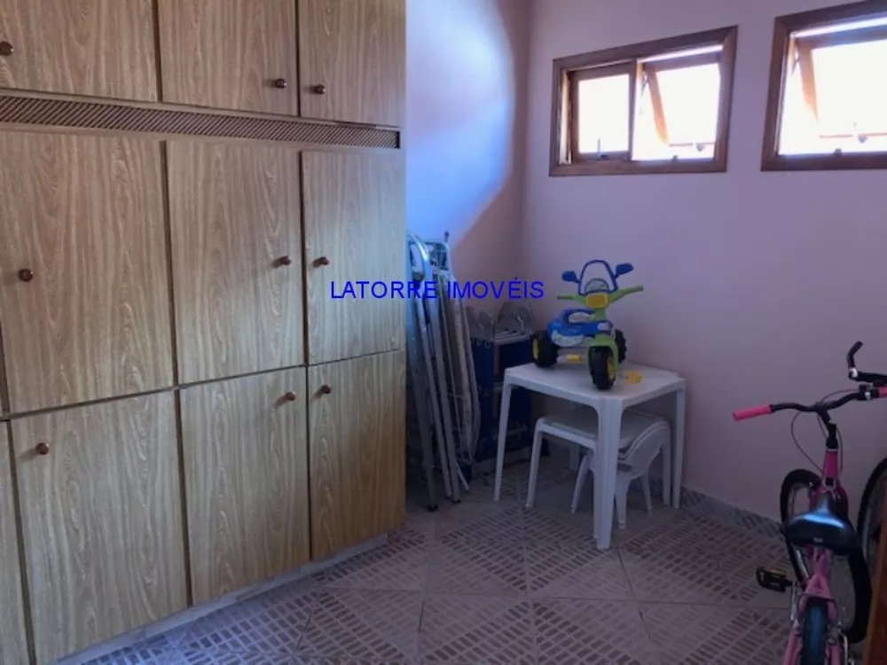 Casa, 3 quartos, 300 m² - Foto 1