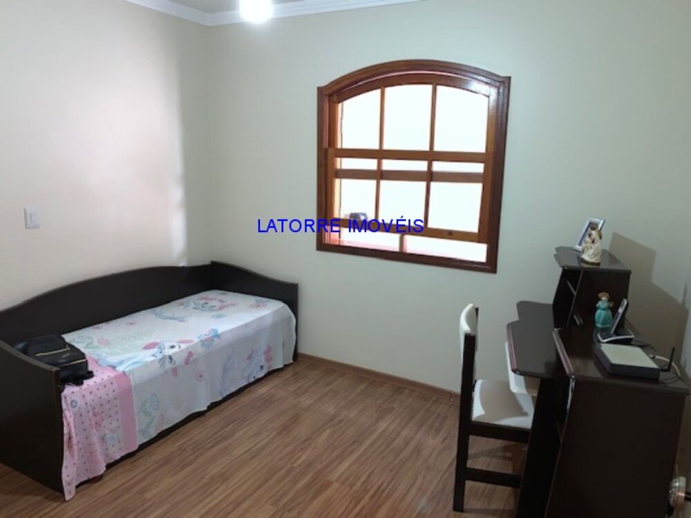 Casa, 3 quartos, 300 m² - Foto 2