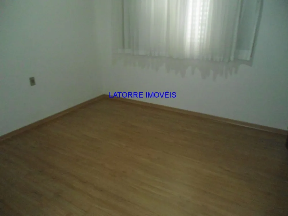 Casa, 3 quartos, 300 m² - Foto 3